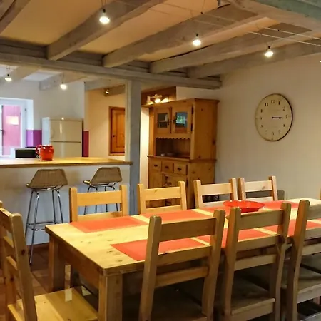 Perigourdine Avec Piscine Couverte Chauffee 사흘라 라 카네다